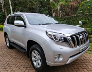 Explore Rwanda with flexible car hire options. Enjoy adaptable rentals for various durations and needs, including daily, weekly, and cross-border rentals.